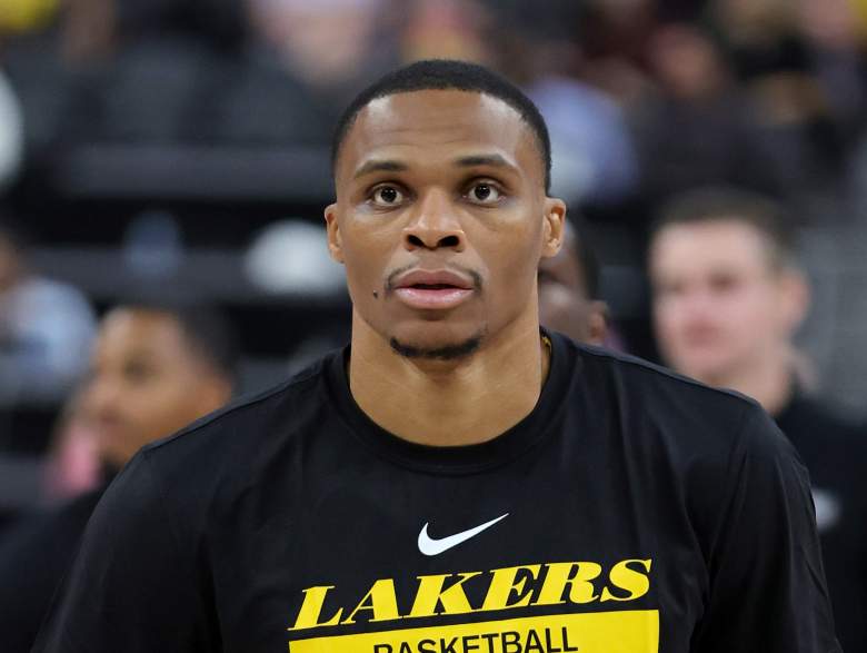 Phoenix Suns v Los Angeles Lakers