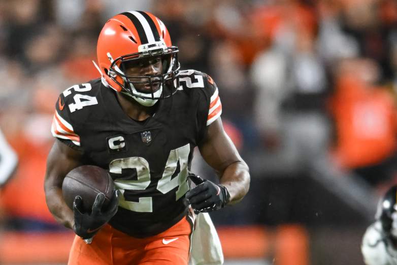 Pittsburgh Steelers v Cleveland Browns