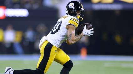 Steelers WR Earns Praise From Aaron Rodgers: ‘He looks to be more dynamic’