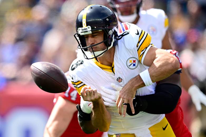 Pittsburgh Steelers v New England Patriots
