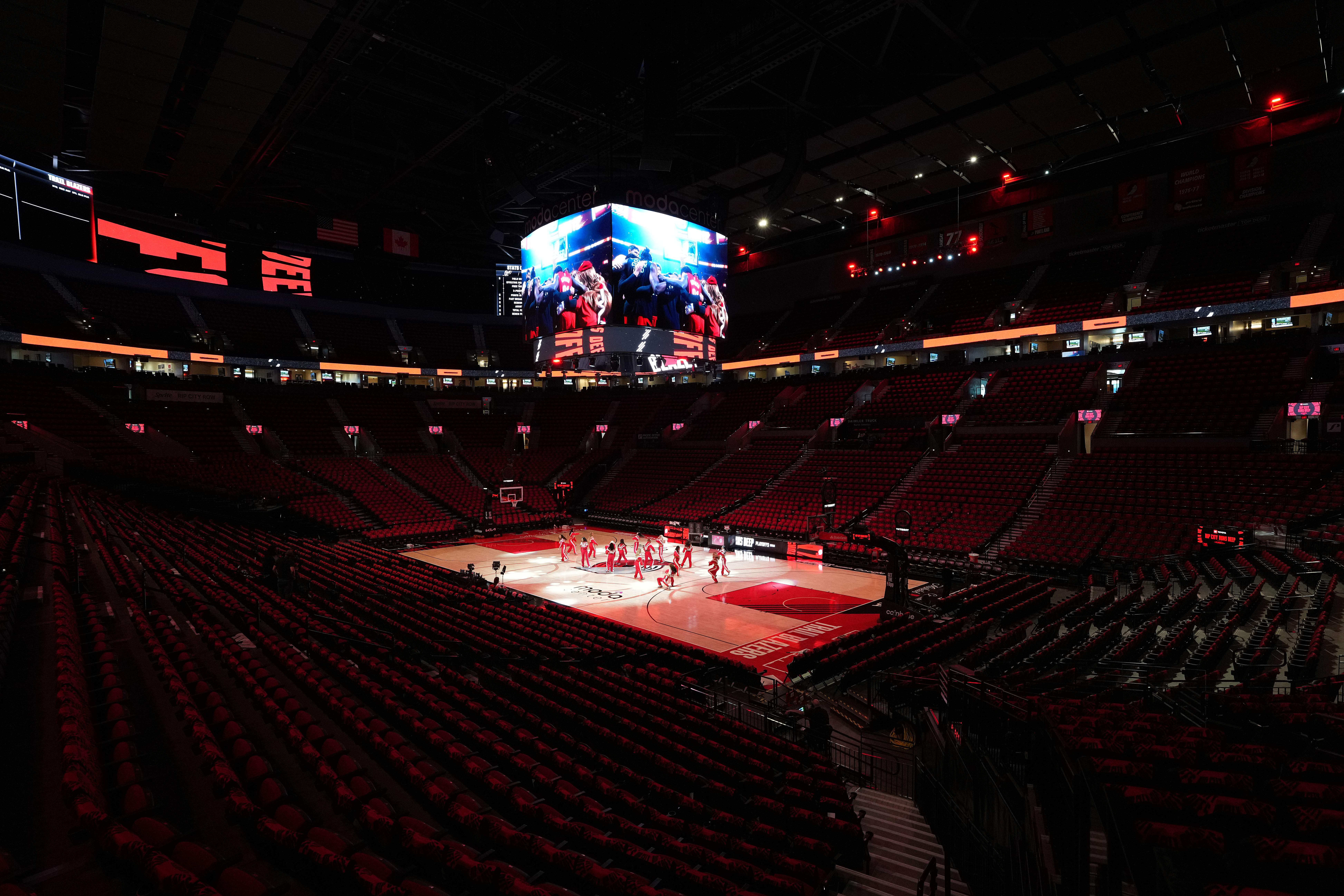 San Antonio Spurs v Portland Trail Blazers - Game Three