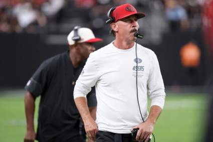 49ers Make Abrupt Deion Jones Decision 5 Days After Saints Trade