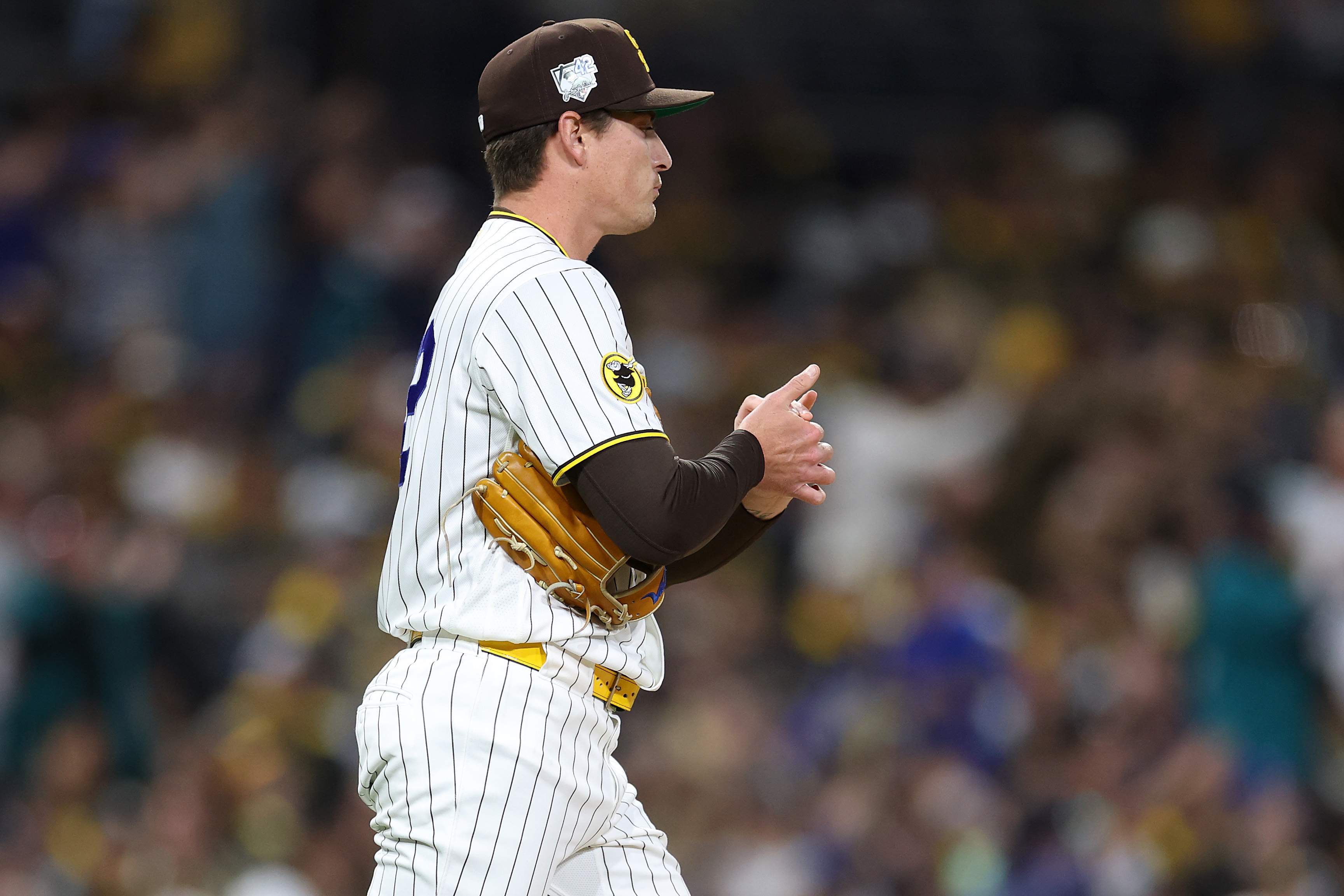 seattle-mariners-v-san-diego-padres-san-diego-california-april-15.jpg?quality=65&strip=all