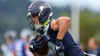 Seahawks’ $5.5 Million Fan Favorite Gets Carted Off With Leg Injury
