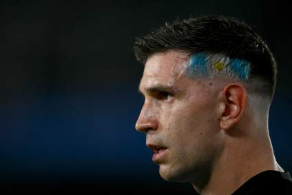 Chelsea’s Controversial $21 Million Starter Put on Notice Amid Emiliano Martinez News