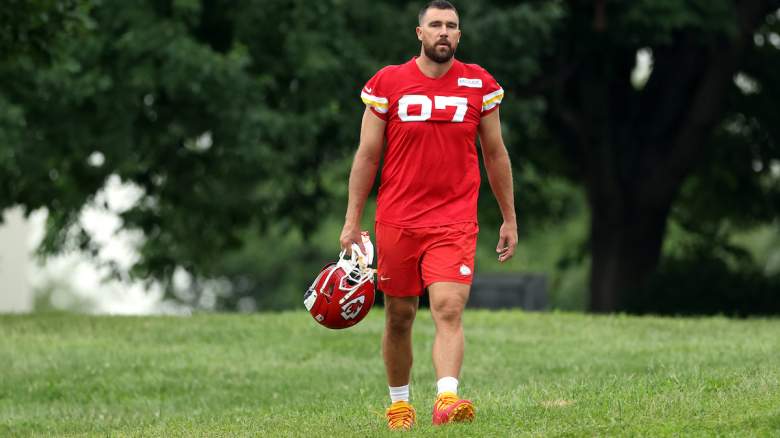 Tight end Travis Kelce #87 walks toward the practice field.