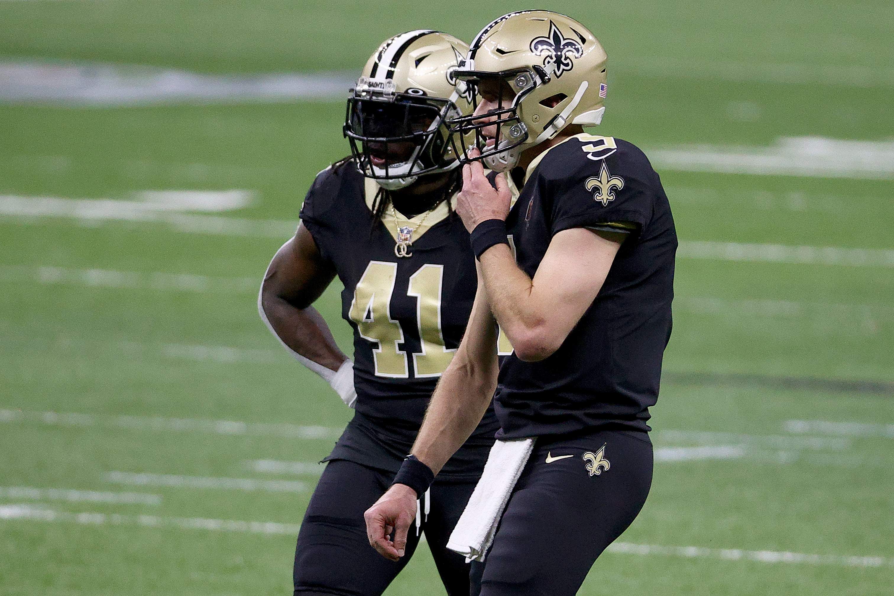 Alvin Kamara Sends 2-Word Tribute After Drew Brees Hall of Fame Speech