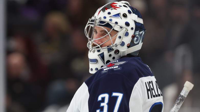 Winnipeg Jets v Boston Bruins