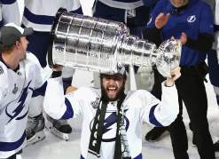 Ex-Lightning Star Reveals What Life Inside the NHL’s COVID Bubble Was Really Like