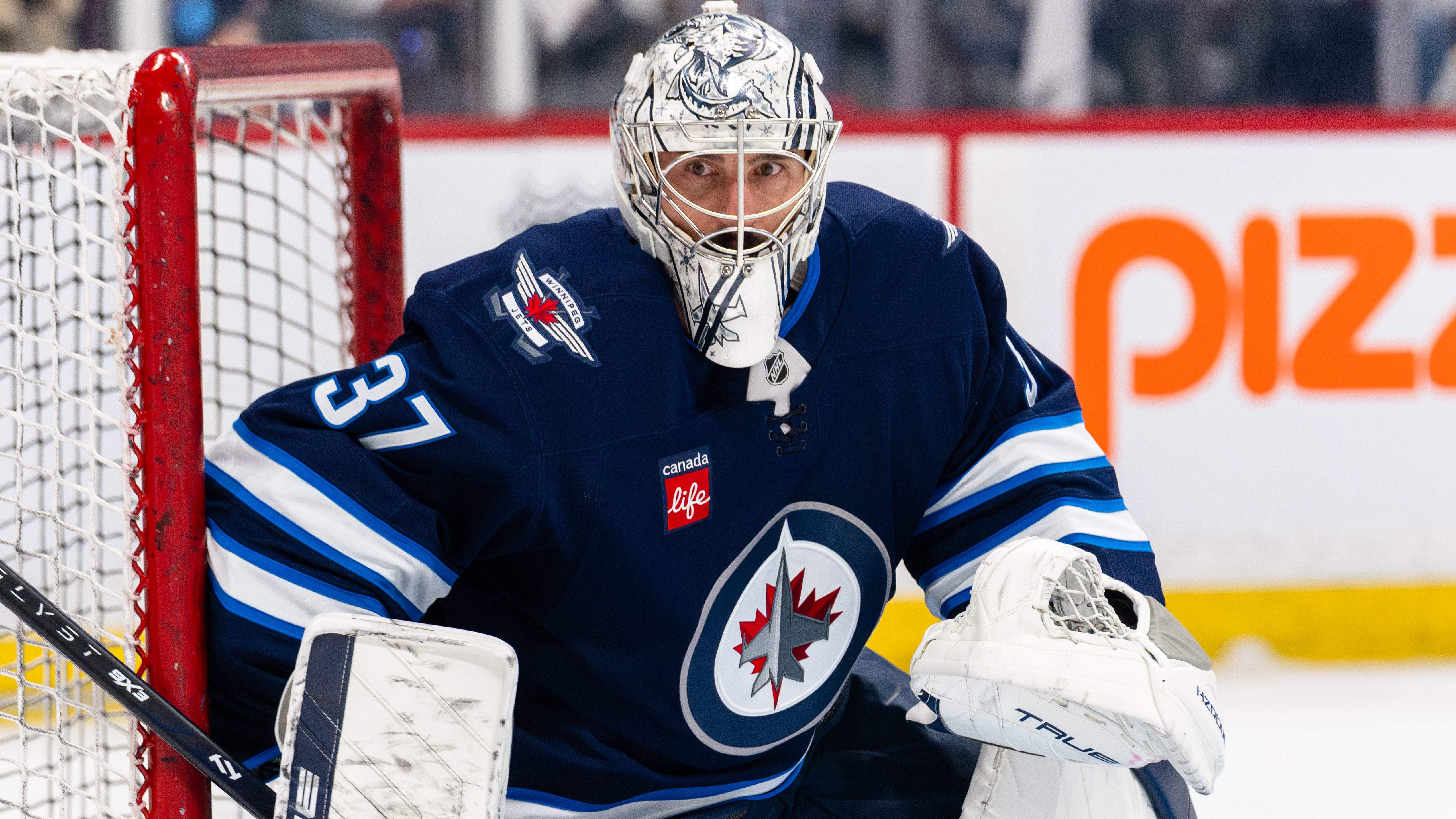Insider Connects Connor Hellebuyck to Carolina Hurricanes