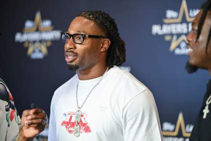 Jaguars Sign Former 2nd-Round Pick to Free Agent Contract