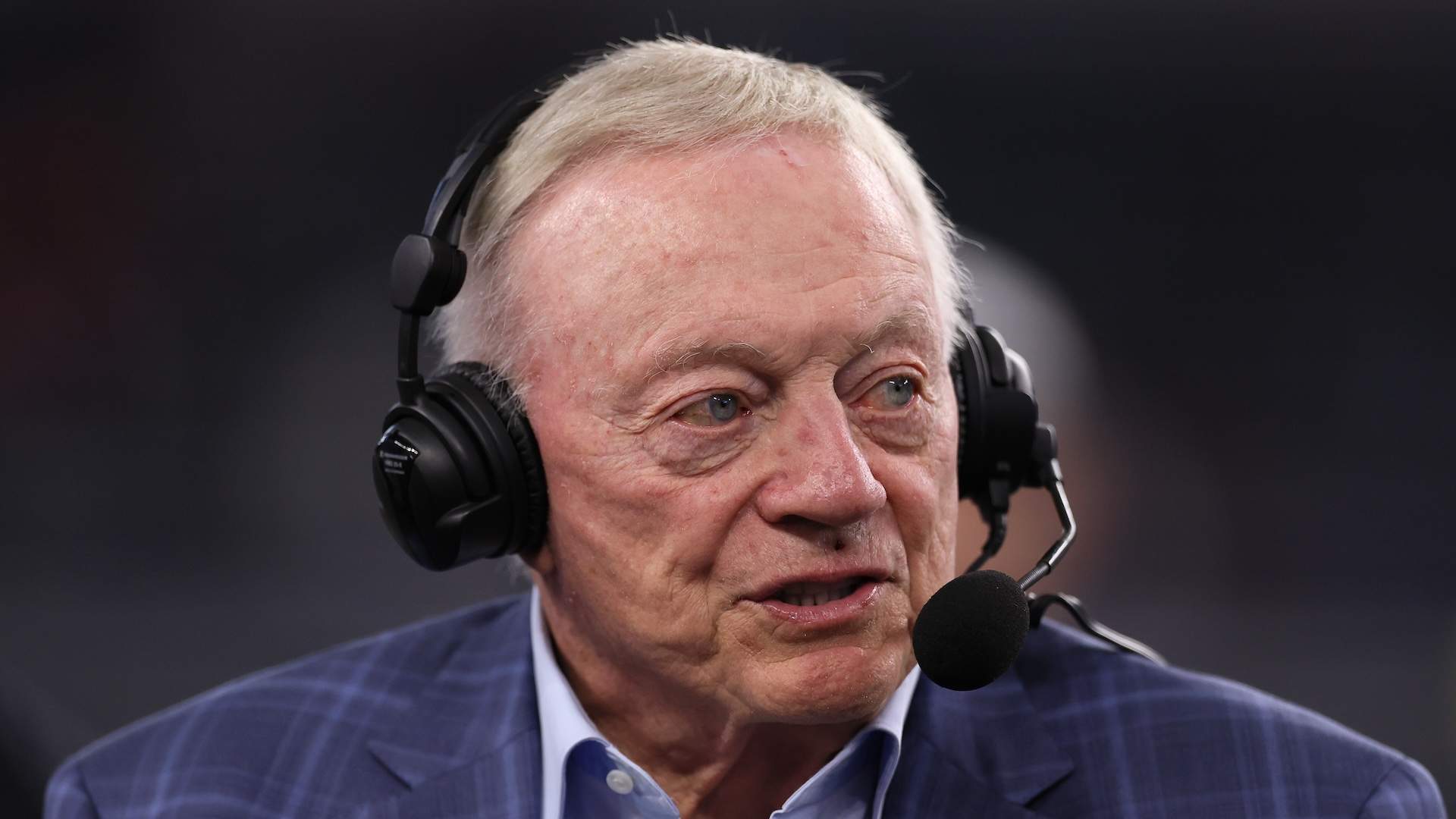 Jerry Jones Speaks out on Cowboys $131 Million Star