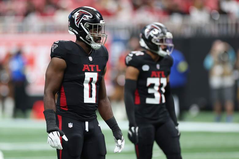 Divine Deablo (0) lines up to play linebacker for the Falcons.