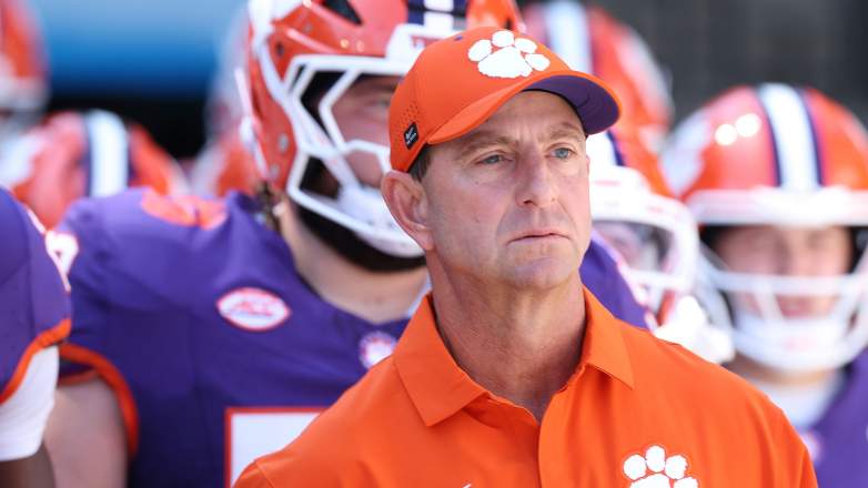 Clemson Tigers Dabo Swinney looking to the field before facing the Georgia Tech Yellow Jackets