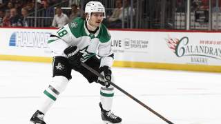 NHL World Erupts After Dallas Stars Sign $14.8 Million Forward to Extension