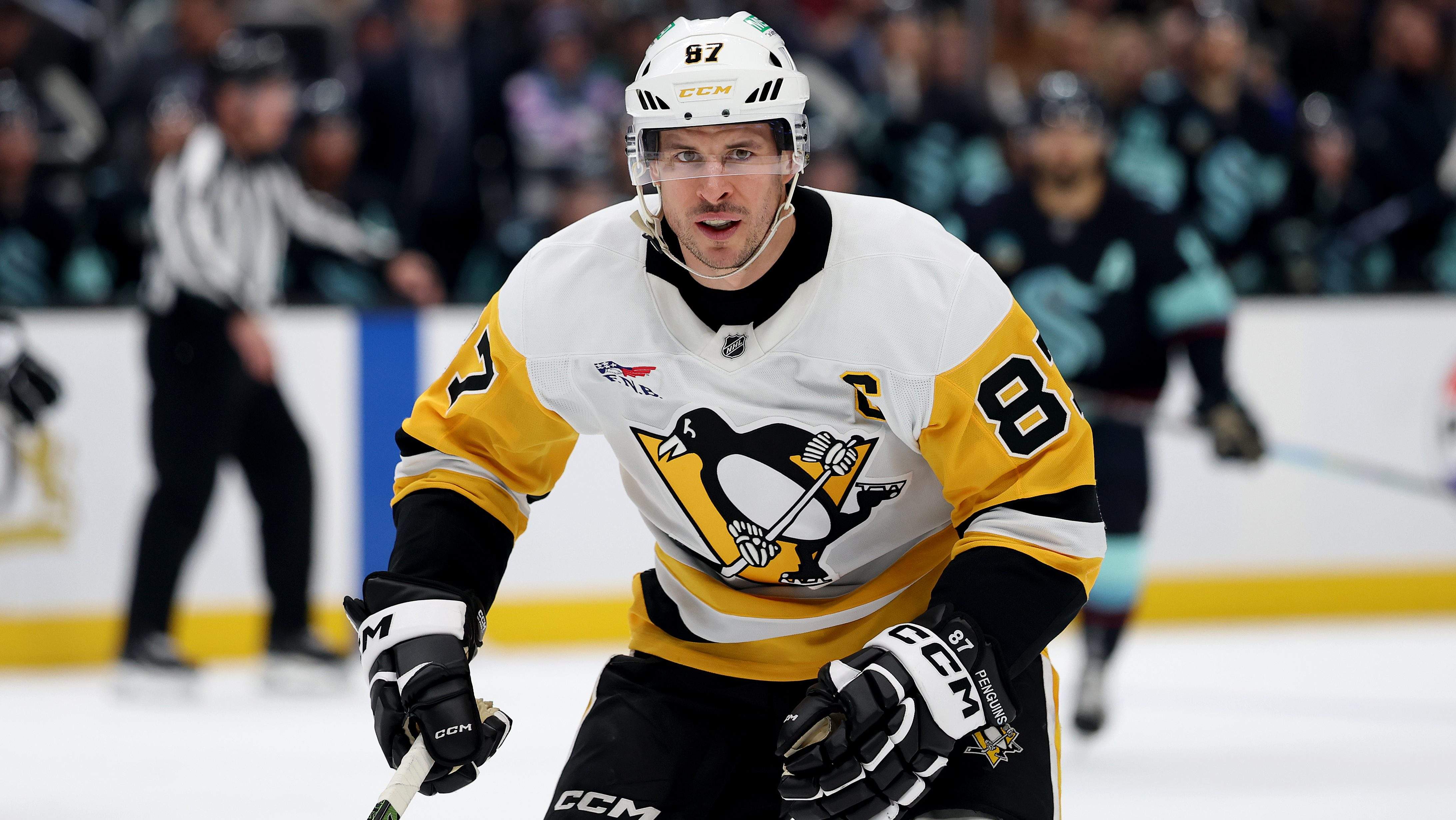 3 Ways Penguins’ Sidney Crosby Can Make NHL History This Season