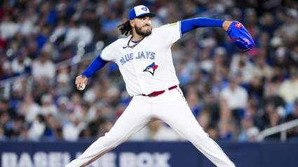 Blue Jays Get Surprising Injury Update on $30M Pitcher During Royals Series