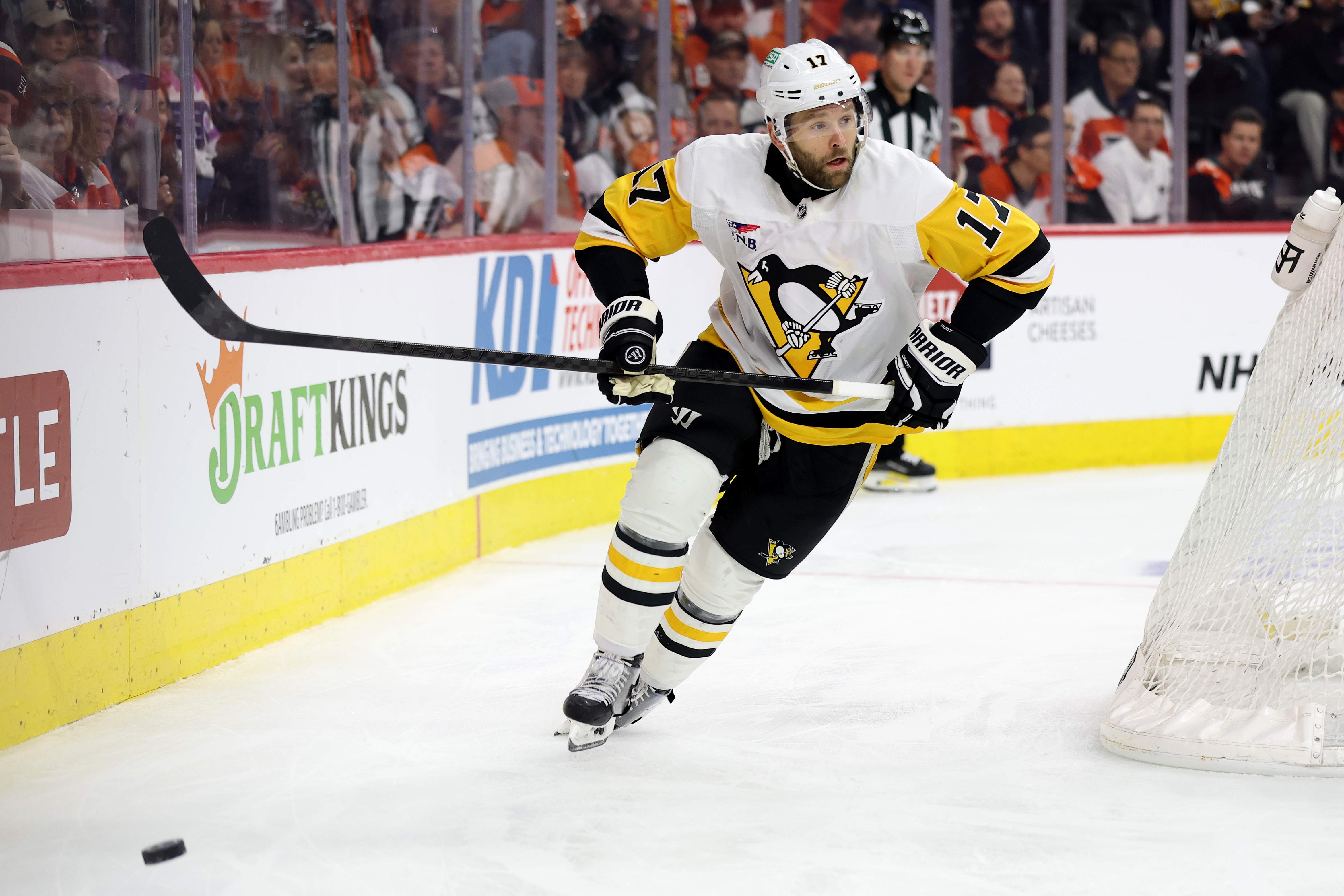 How Long is Bryan Rust Out? Injury Return Timeline for Penguins’ 1st-Line Star
