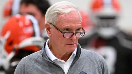 Browns Executive Blasted for Press Conference Outfit