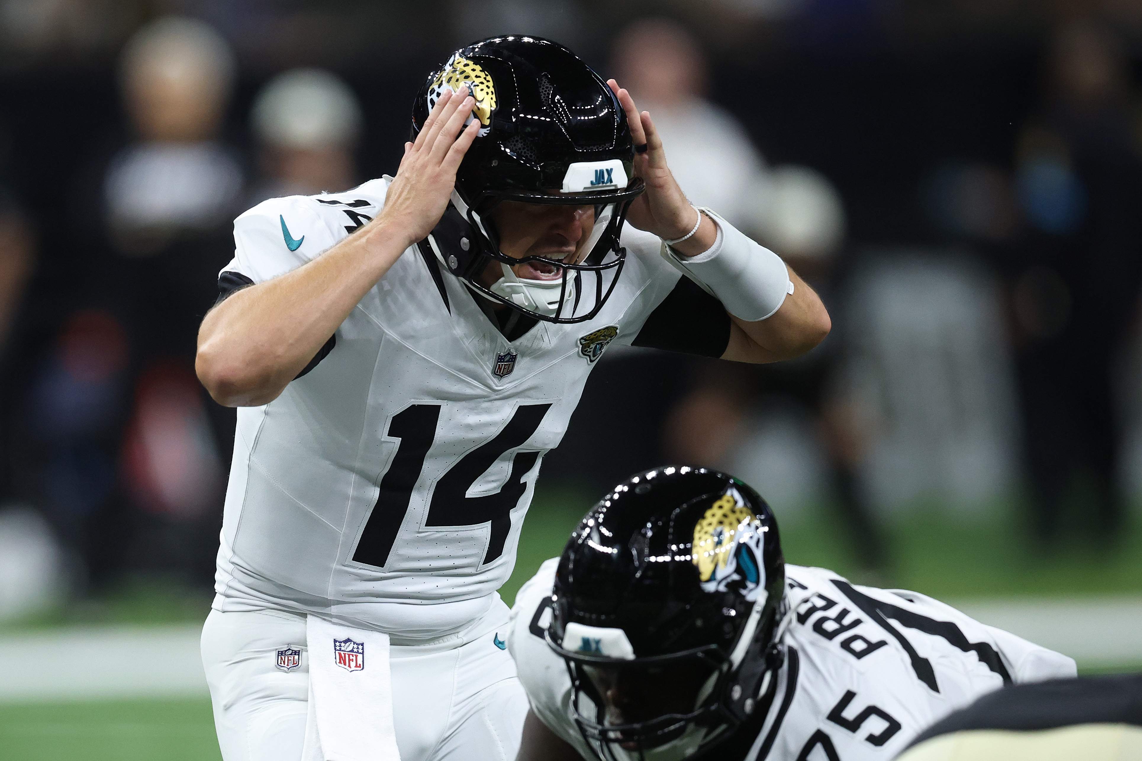 Jaguars Add New QB for Week 1 vs. Browns