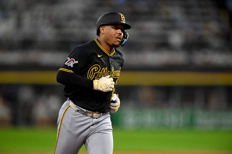 Esmerlyn Valdez rounds the bases for the Pirates.