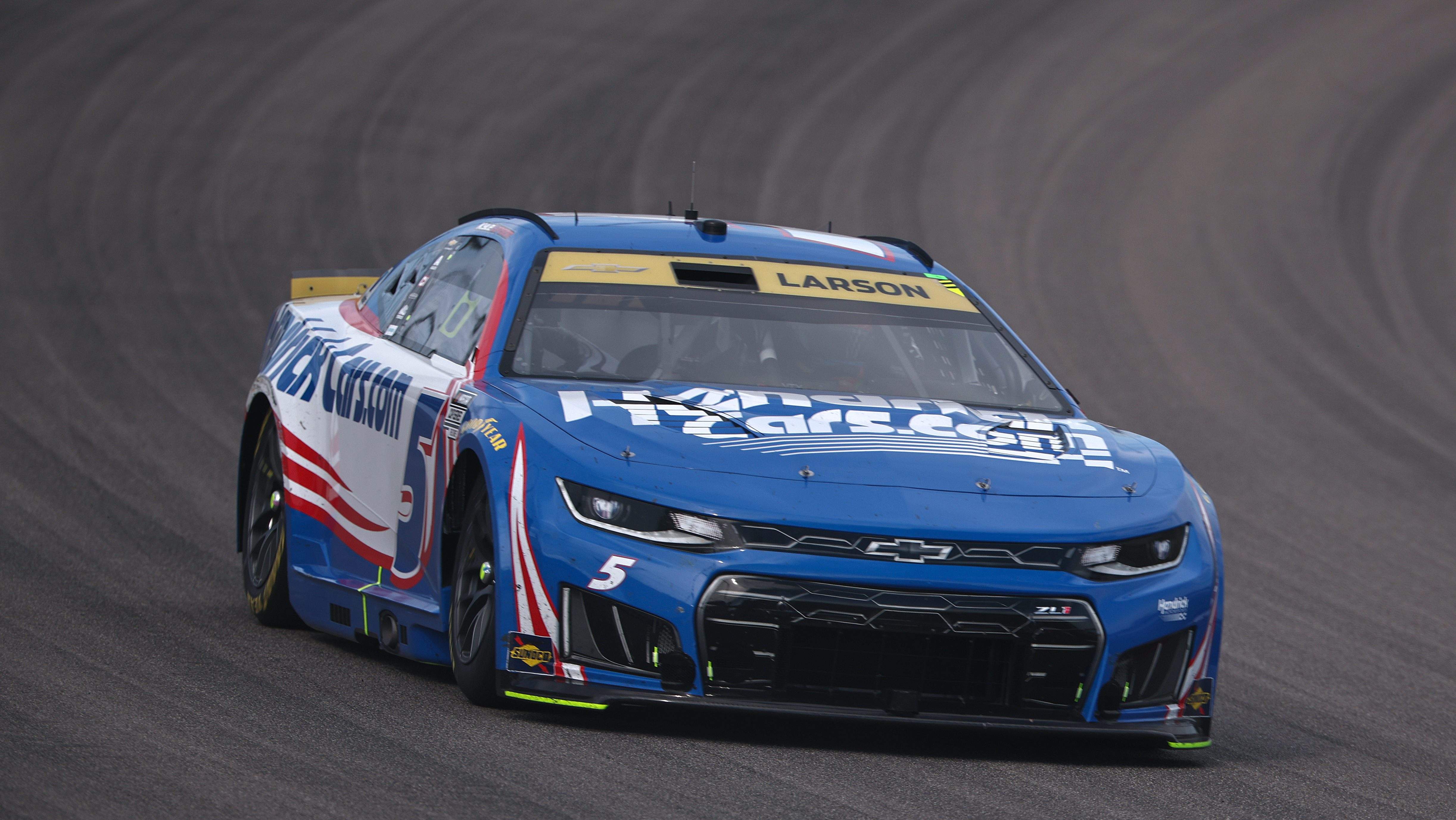 NASCAR Bristol Night Race Starting Lineup: Kyle Larson on Pole After Rain Cancels Qualifying