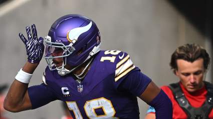 Vikings’ Justin Jefferson Subject of Strange Jaylon Johnson Remarks Ahead of Bears Game