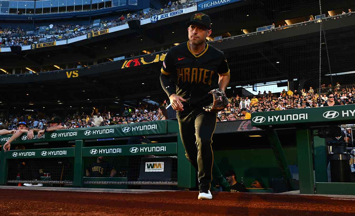 Yankees Predicted to Sign 190-HR Replacement for Jazz Chisholm