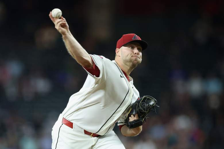 Corbin Burnes pitches for the Diamondbacks.