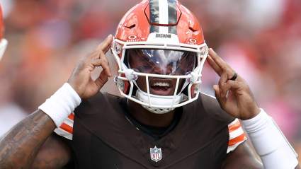 Browns Legend Sends Message on ‘Stink’ to Deshaun Watson for Week 3