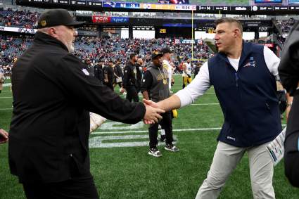 Patriots HC Mike Vrabel Takes Shot at Steelers Offense Following Win