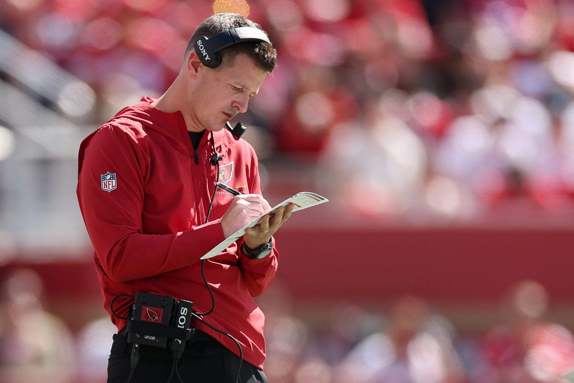 Mike LaFleur Praises Cardinals’ Resilience After Rallying vs. 49ers