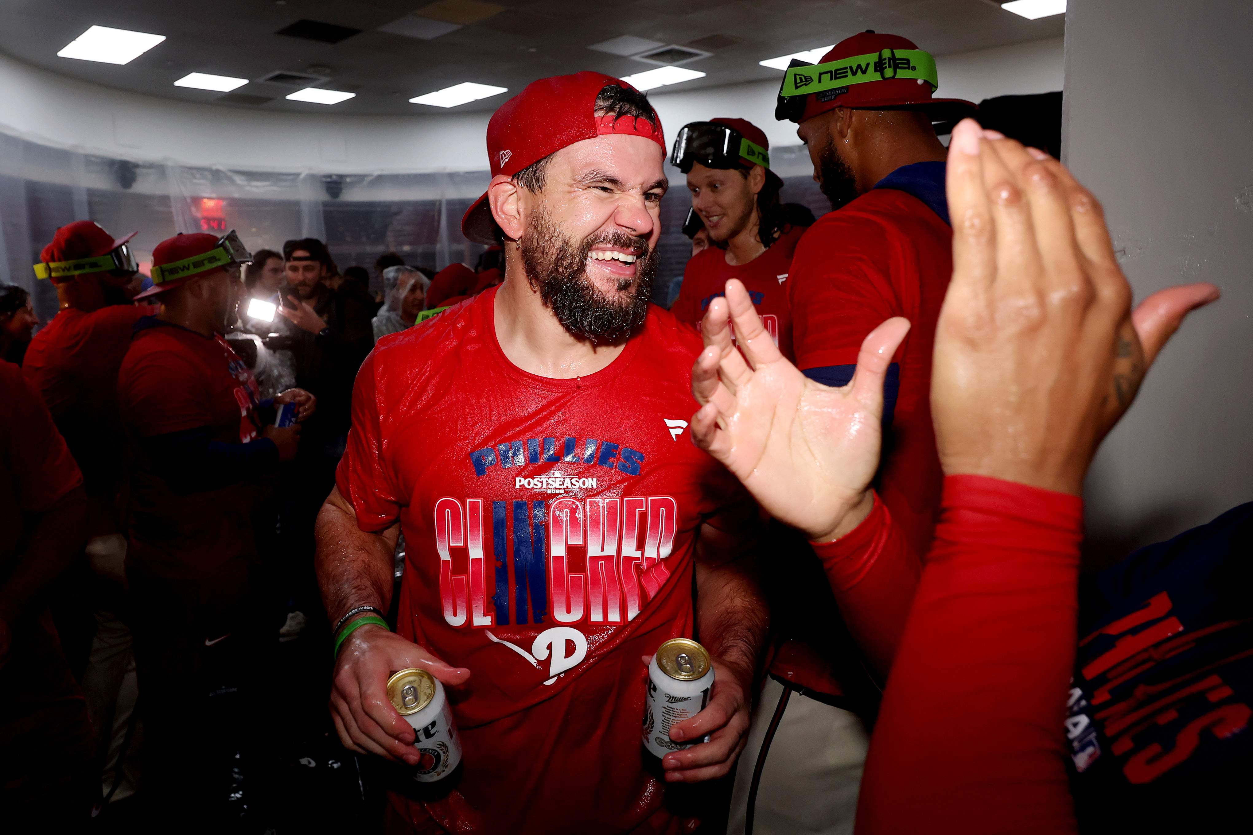 Why Kyle Schwarber Didn’t Sign With Hometown Cincinnati Reds in Free Agency