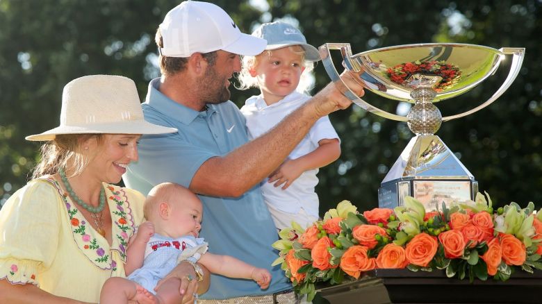heavy.com - Perry Miller Carpenter - Scottie Scheffler Sends Message to His Family After Historic Tour Championship Win
