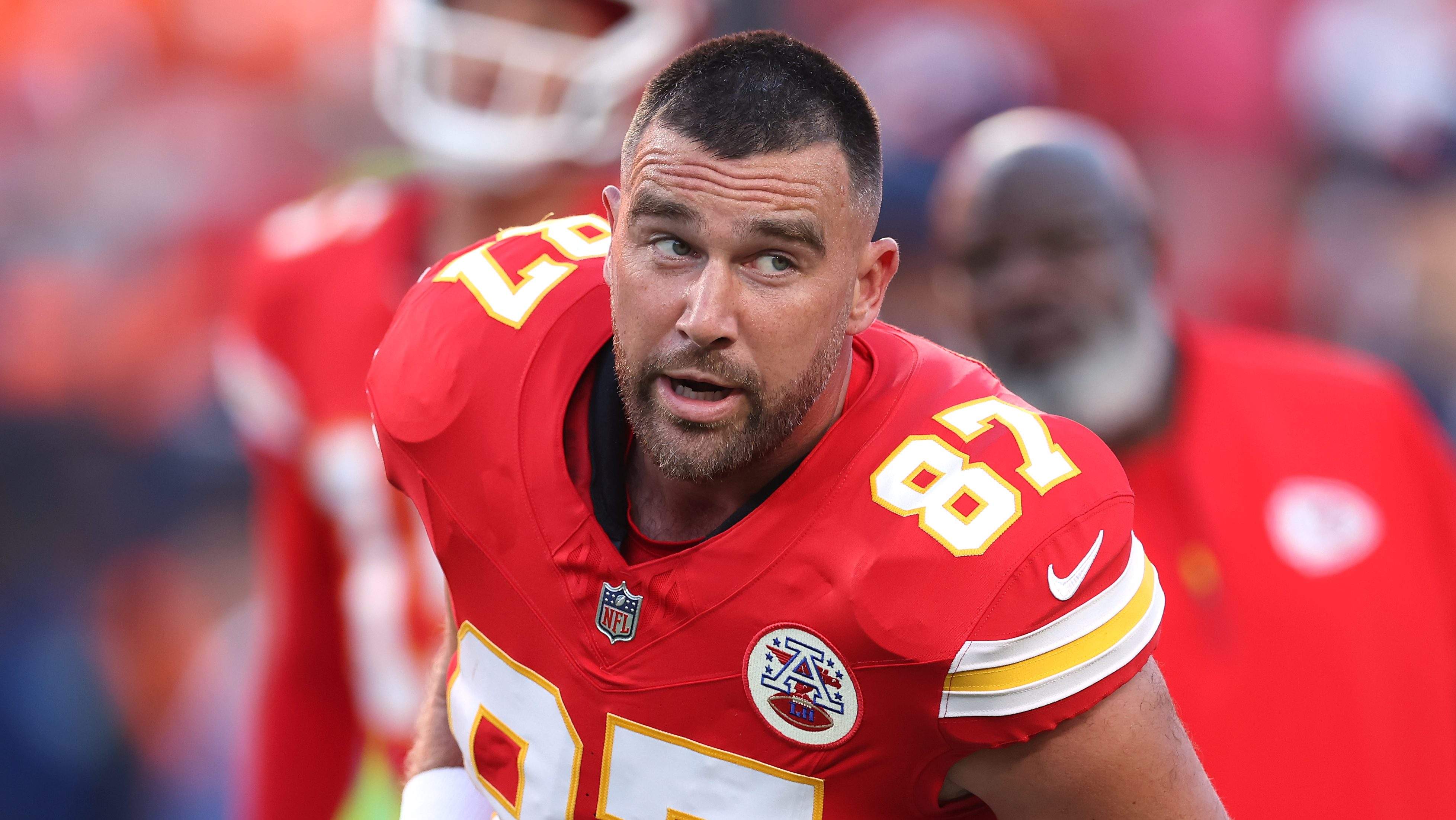 Travis-Kelce-Broncos-e1789435709615.jpg?quality=65&strip=all