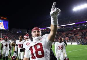 Alabama v Auburn