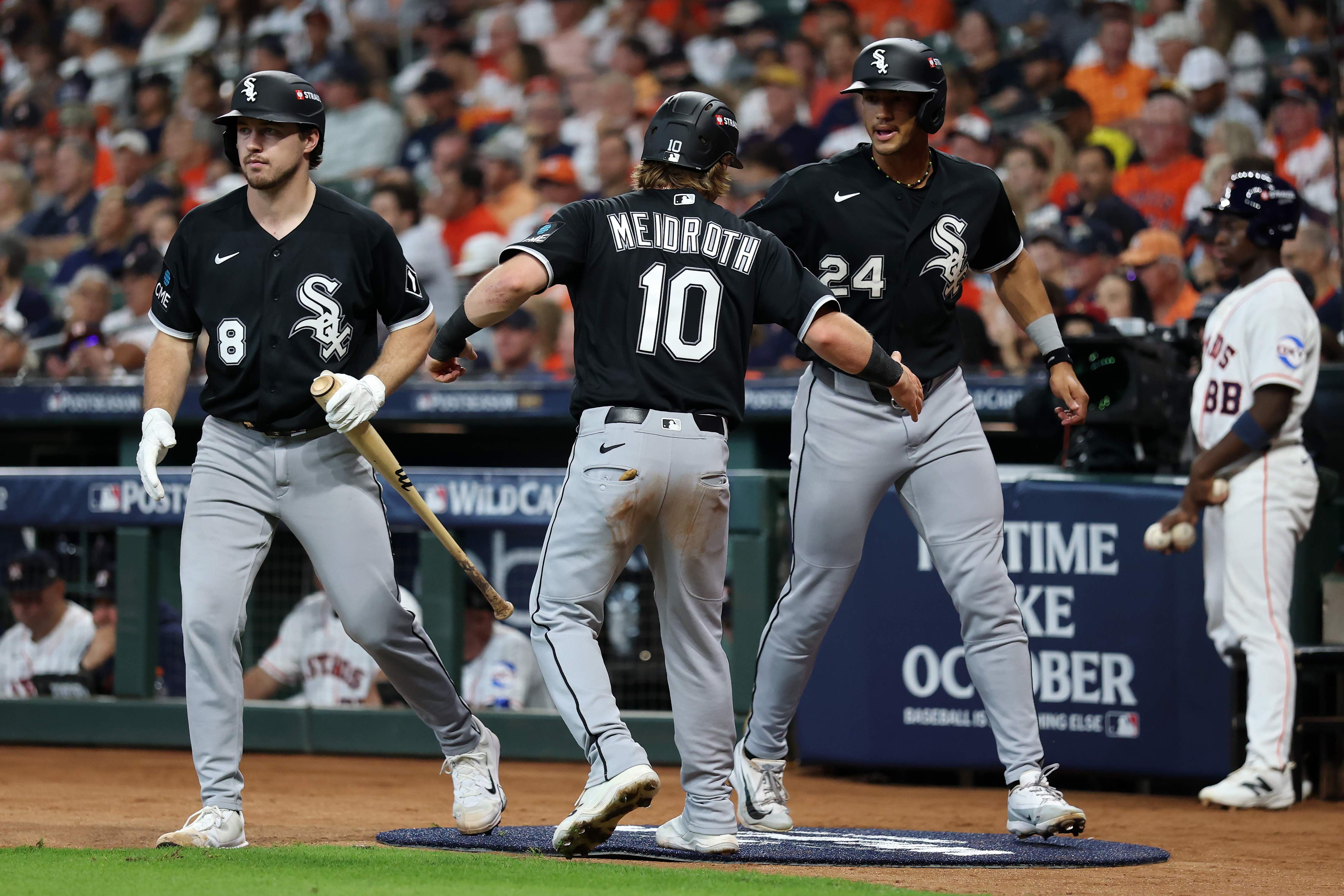 American League Wild Card Series: Chicago White Sox v Houston Astros - Game One