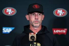 Kyle Shanahan Reacts to Devastating 49ers Injury News Right Before Rams Game