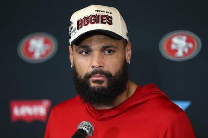 Kyle Shanahan Provides Injury Update on 49ers WR Mike Evans After Dolphins Game