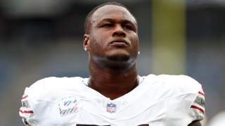 Ex-Chiefs Lineman Cut Loose By NFC East Team Days Before Season Start