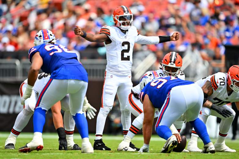 Buffalo Bills v Cleveland Browns