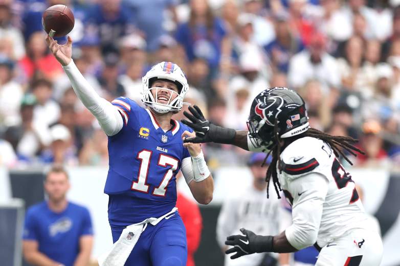Buffalo Bills v Houston Texans