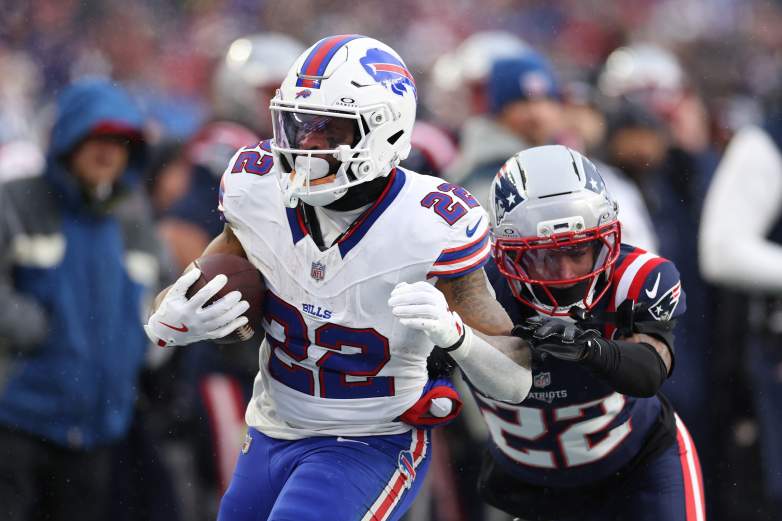 Buffalo Bills v New England Patriots - NFL 2025