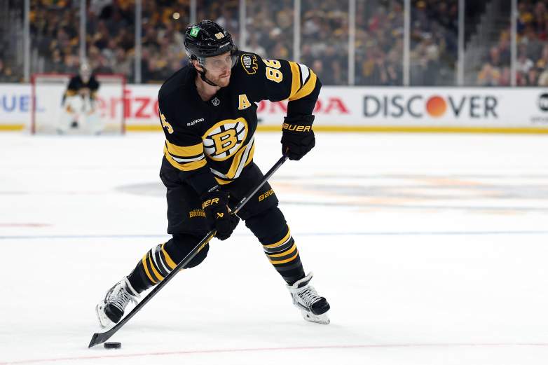 Buffalo Sabres v Boston Bruins - Game Three
