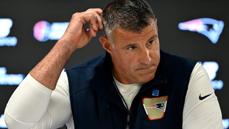 Head coach Mike Vrabel of the New England Patriots speaks