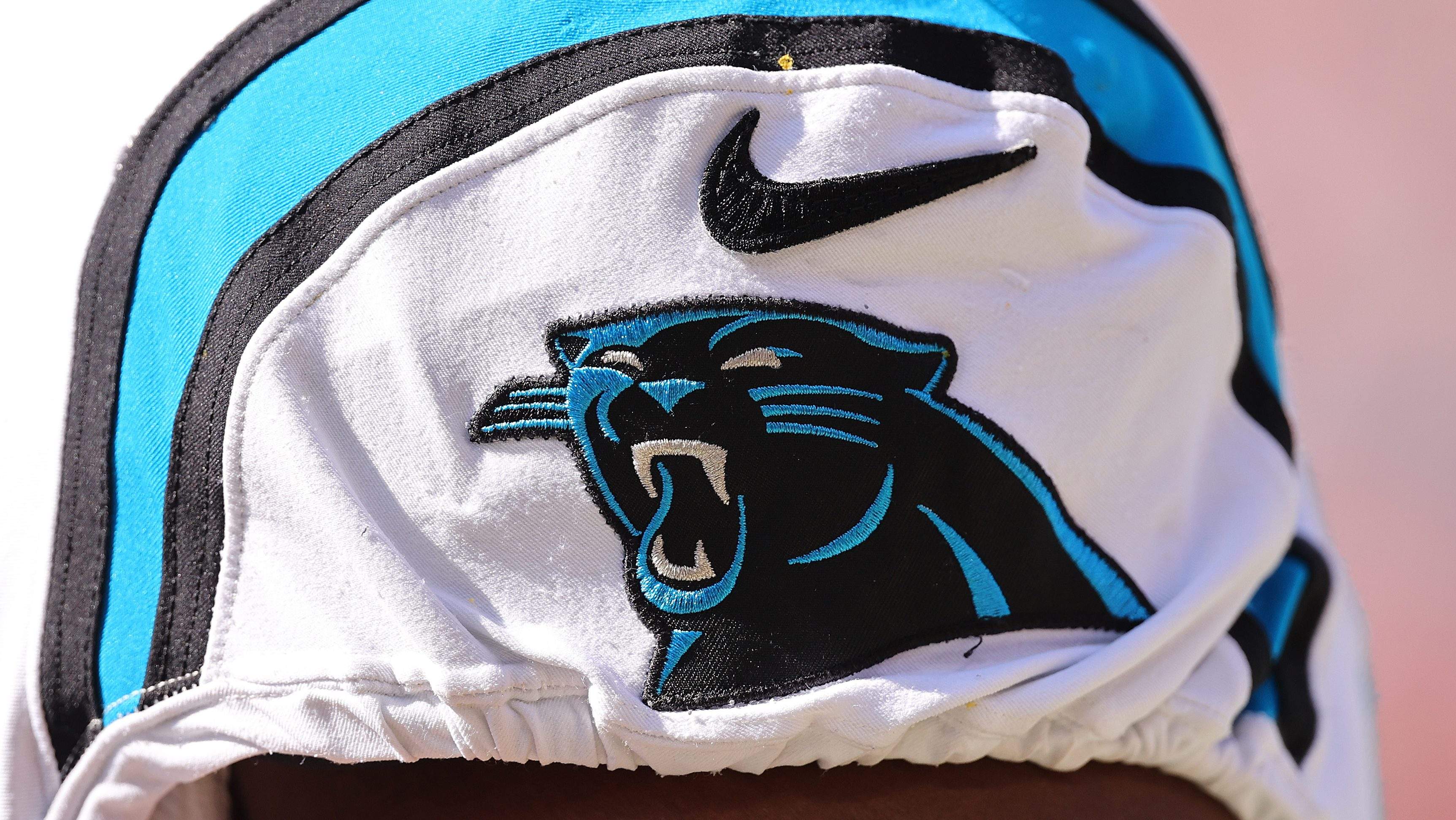 Panthers Make Roster Move Involving Former Dolphins Starting LB After Bears Loss