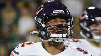 Texans Add History-Making Former Bears Linebacker, Rookie Pass-Catcher