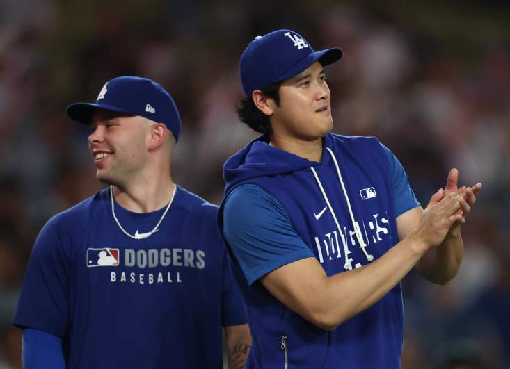 Cincinnati Reds v Los Angeles Dodgers