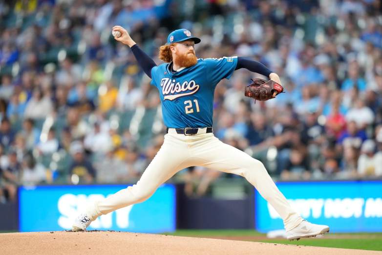 Cincinnati Reds v Milwaukee Brewers