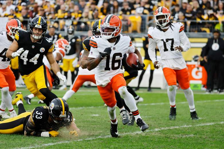 Cleveland Browns v Pittsburgh Steelers